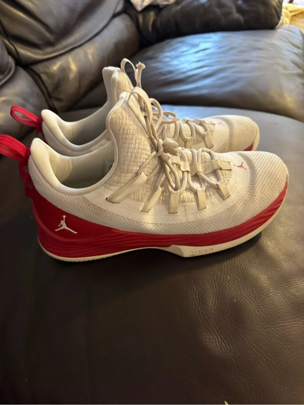 Nike red white